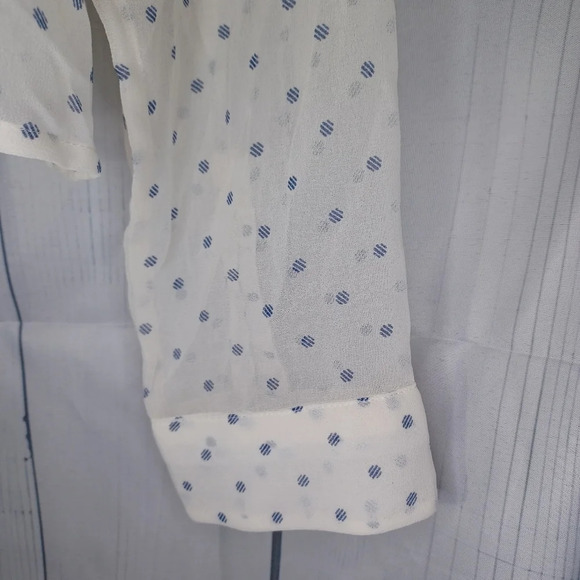 Aeropostale sheer blue polka dot button-down shirt - Picture 4 of 10